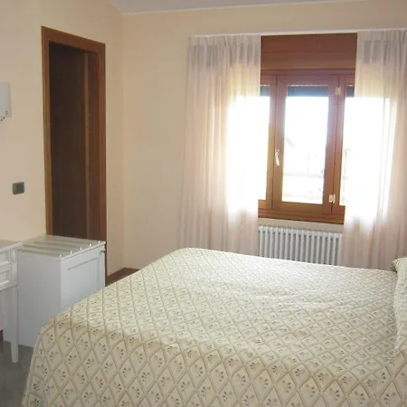 Ξενοδοχείο Sole 3*